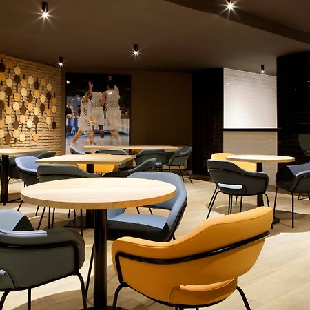 Grand Palladium Sicilia Resort&Spa Campofelice Di Roccella Esterno foto The lounge at the airport