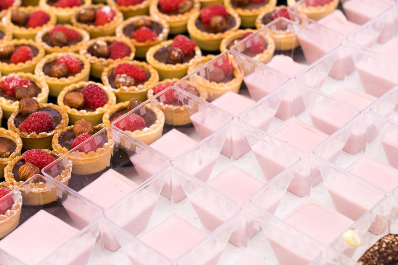 Grand Palladium Sicilia Resort&Spa Campofelice Di Roccella Esterno foto Petit fours