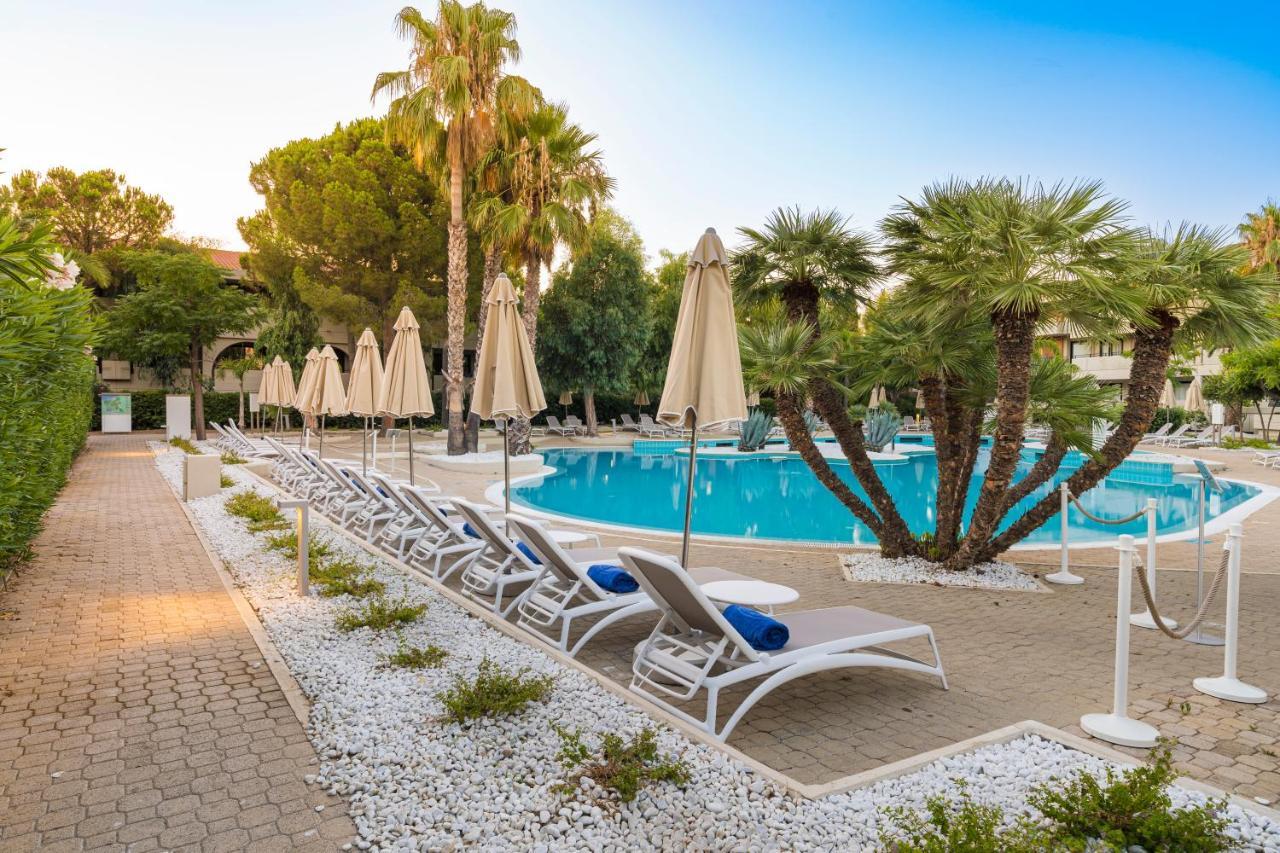 Grand Palladium Sicilia Resort&Spa Campofelice Di Roccella Esterno foto