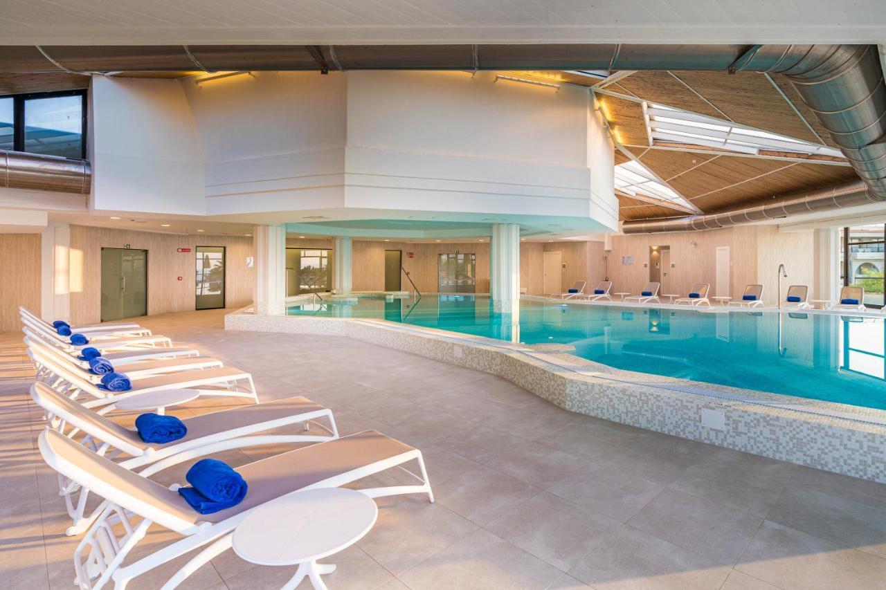 Grand Palladium Sicilia Resort&Spa Campofelice Di Roccella Esterno foto Indoor pool