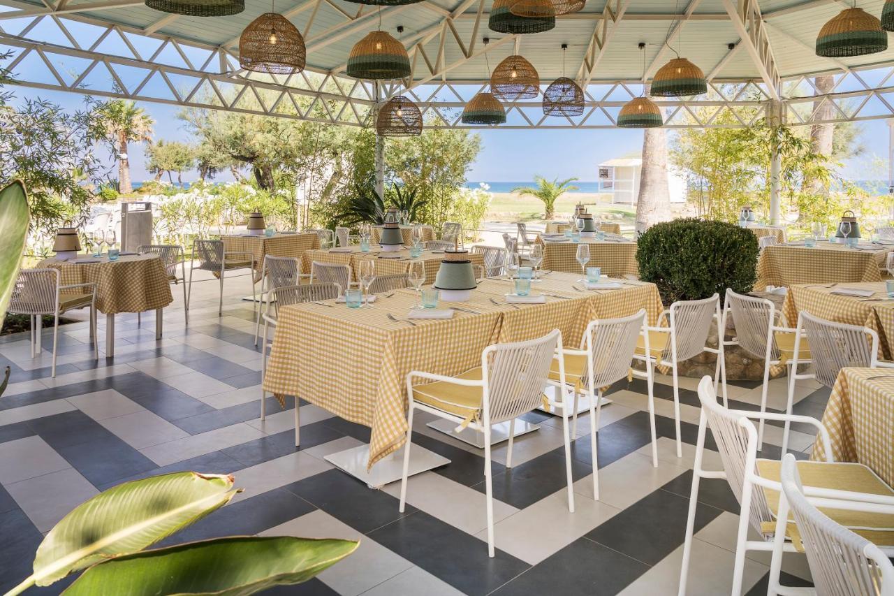 Grand Palladium Sicilia Resort&Spa Campofelice Di Roccella Esterno foto Restaurant
