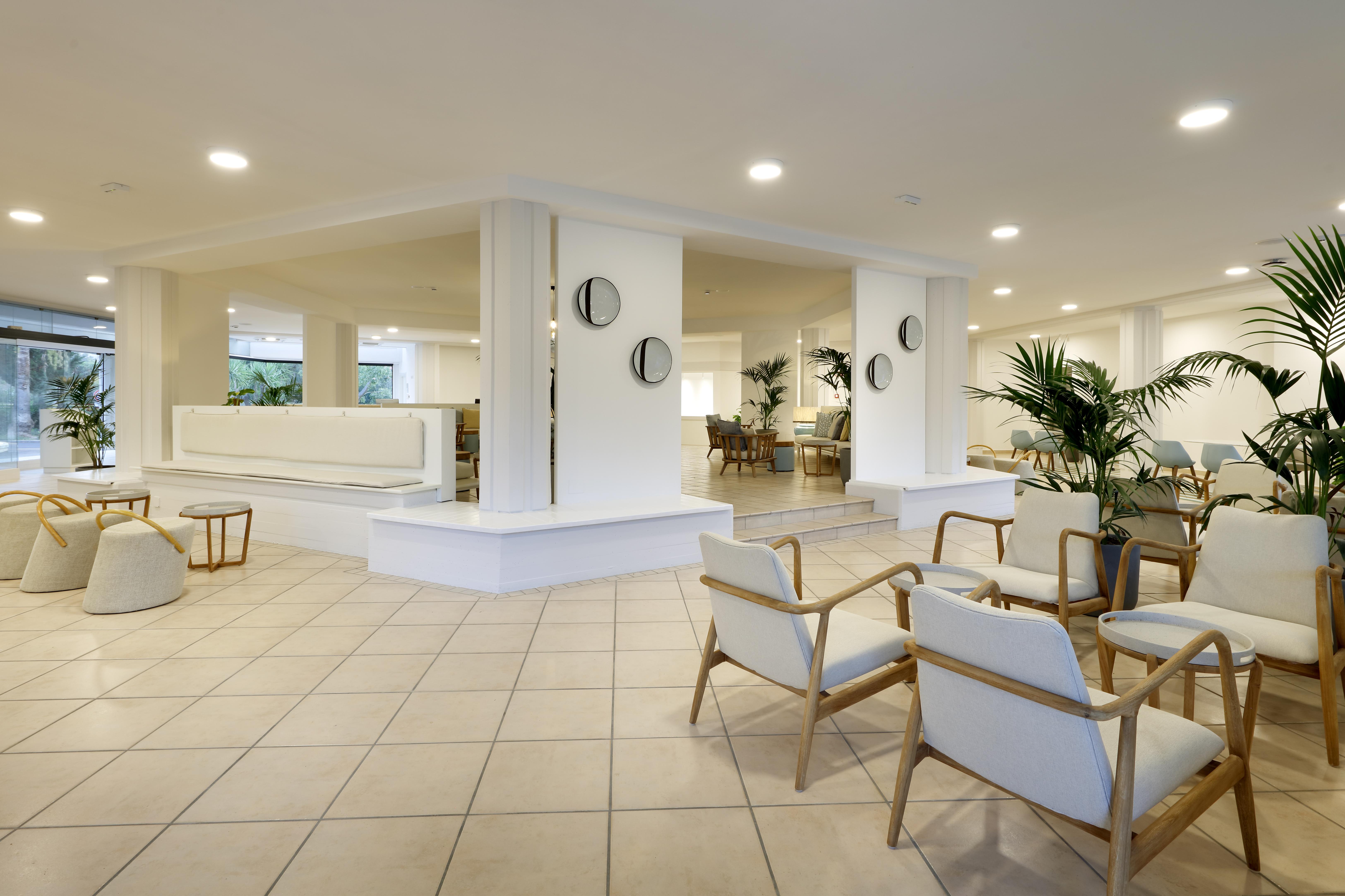 Grand Palladium Sicilia Resort&Spa Campofelice Di Roccella Esterno foto Lobby